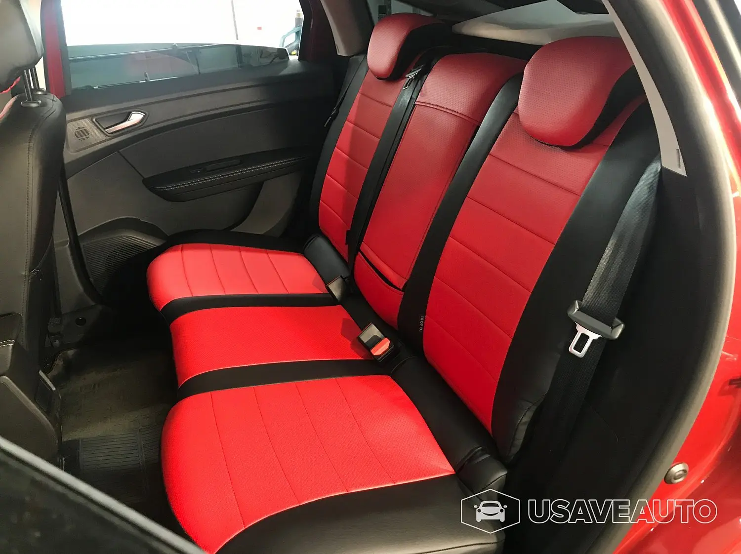 Установка чехлов Автопилот на Renault Arkana 2020