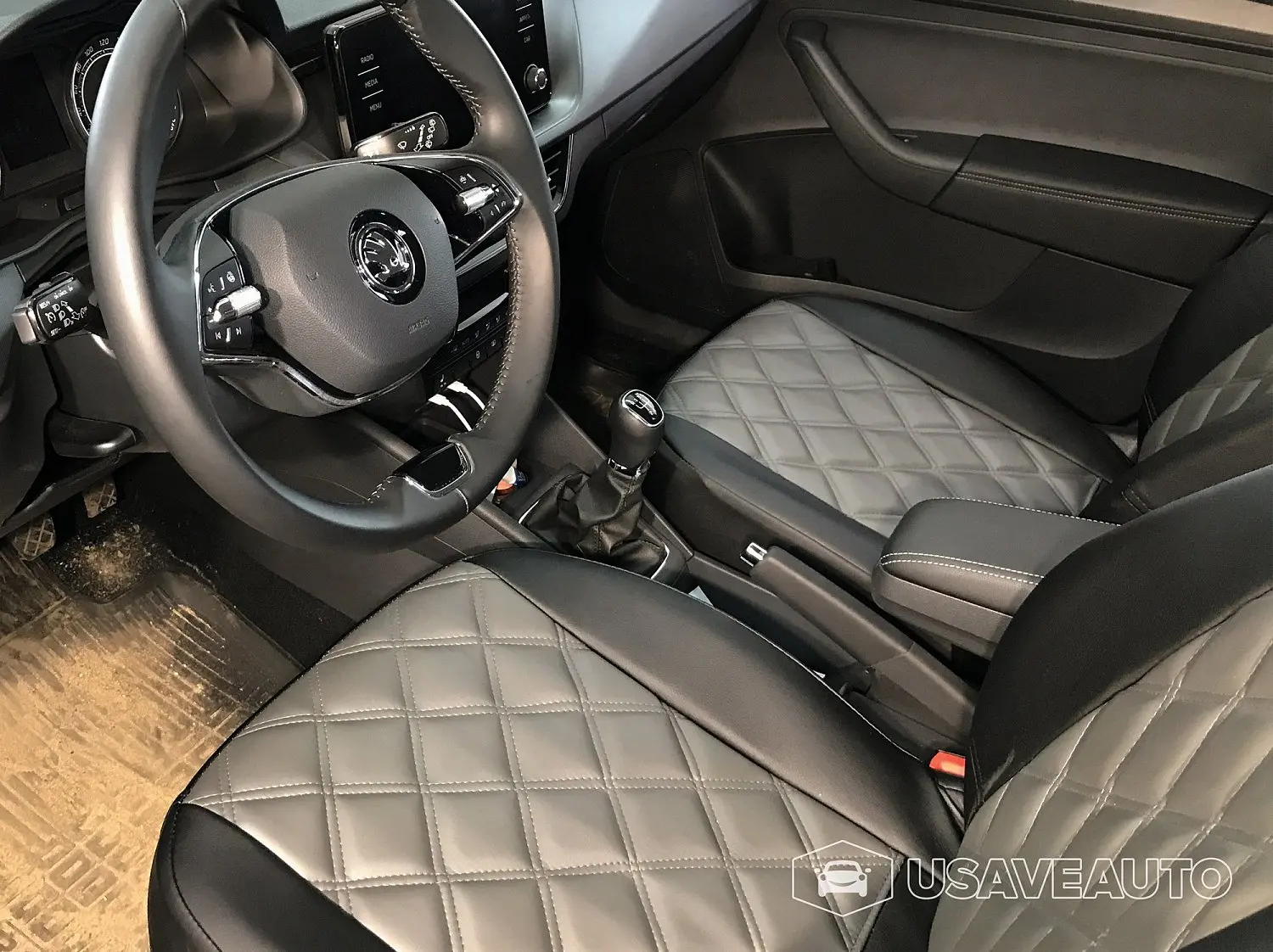 Установка чехлов B&M на Skoda Rapid 2021 Установка чехлов B&M на Skoda Rapid 2021