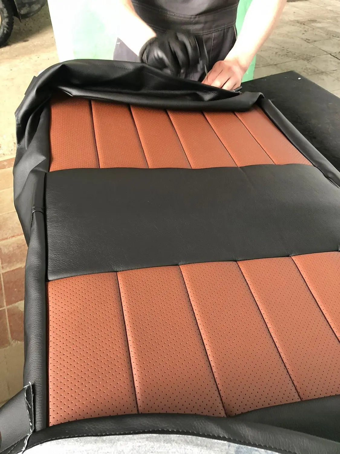 Чехлы Автопилот на Lada 2121, оклейка Чехлы Автопилот на Lada 2121, оклейка