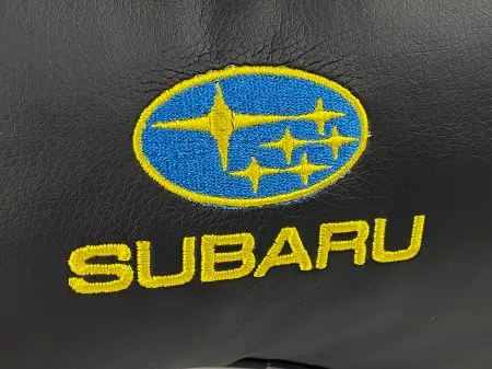 Подушка на подголовник из экокожи SUBARU 