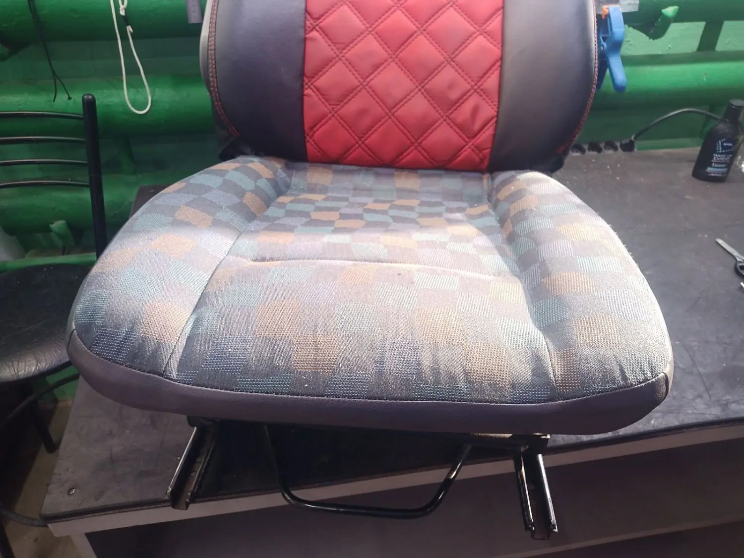 Ремонт сидений автомобиля Ремонт сидений автомобиля