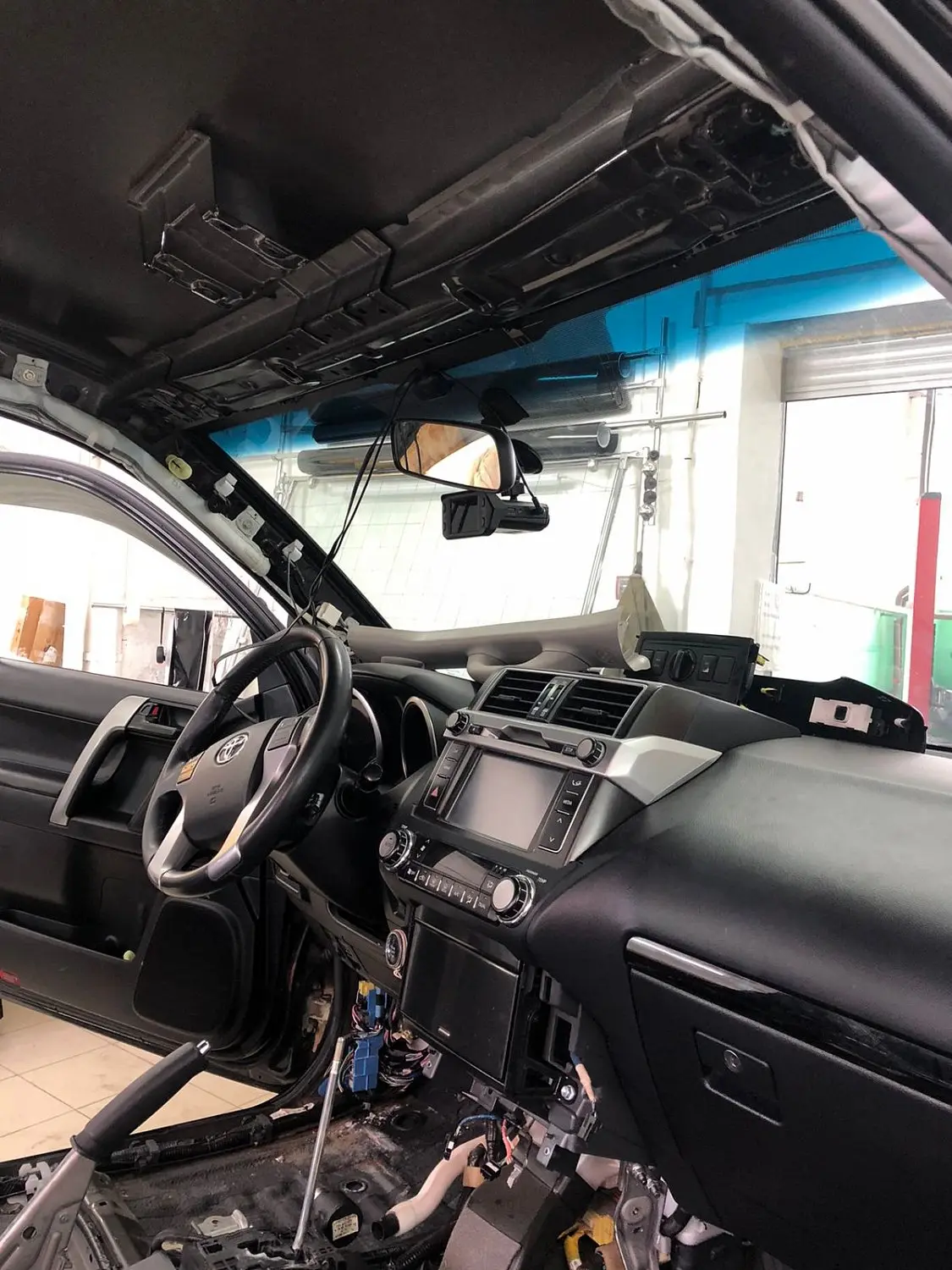 Шумоизоляция Toyota Land Cruiser