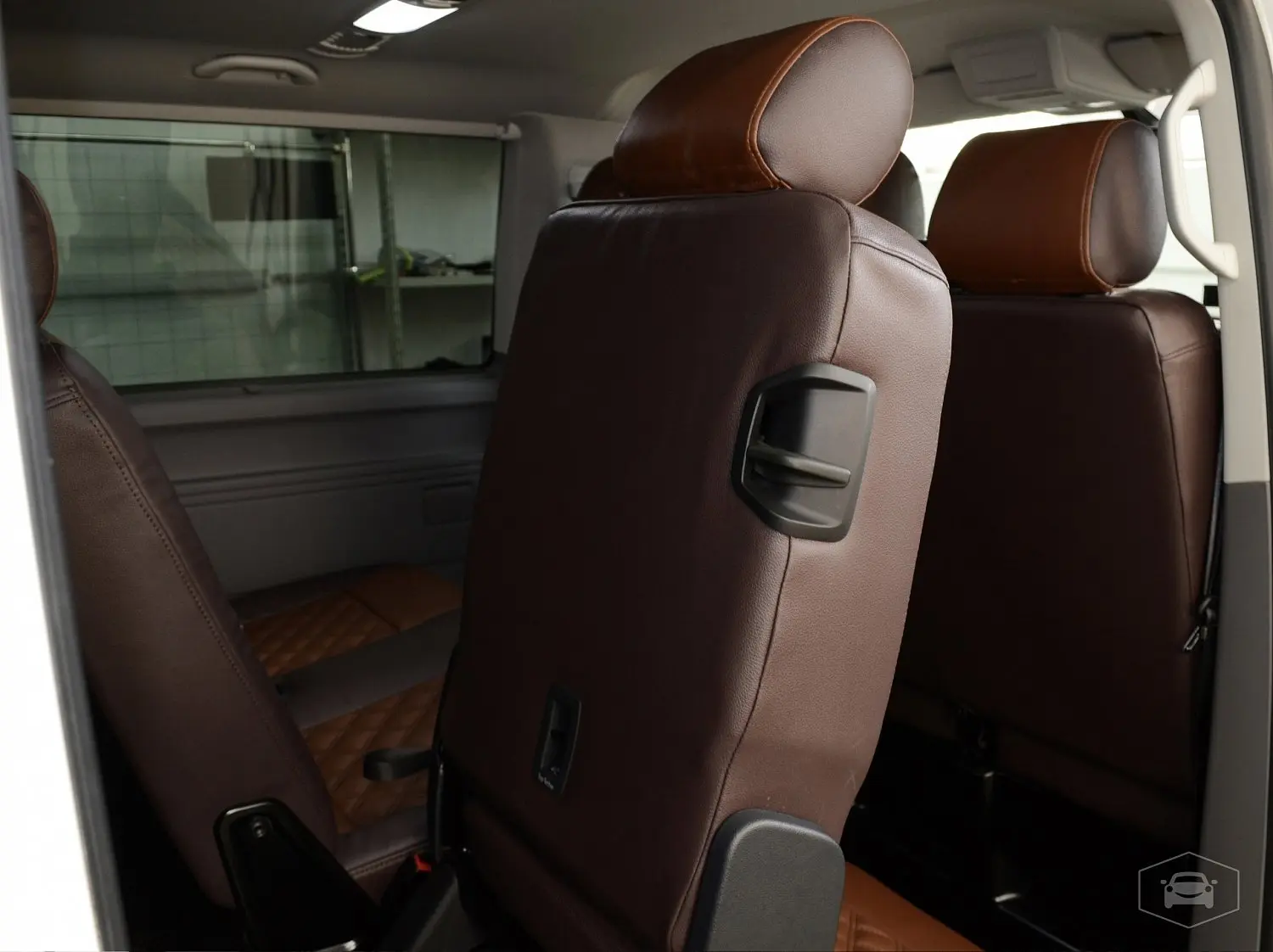 Каркасные чехлы на VW Caravelle T7