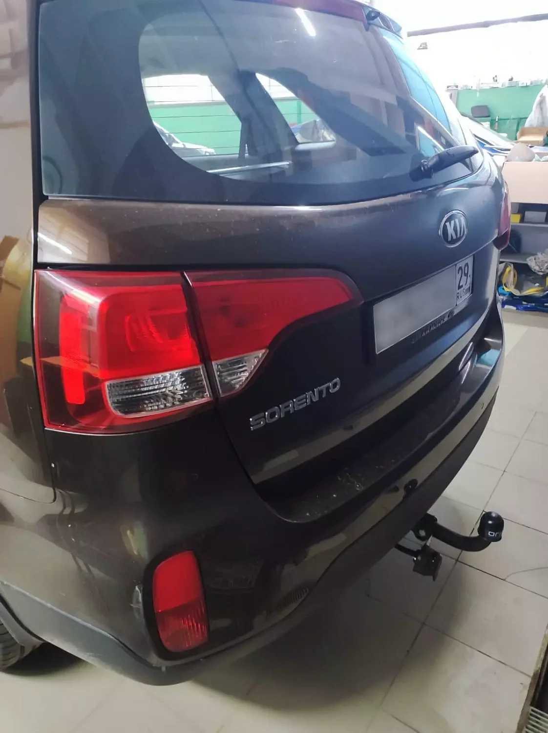 Установка фаркопа на Kia Sorento от компании Oris